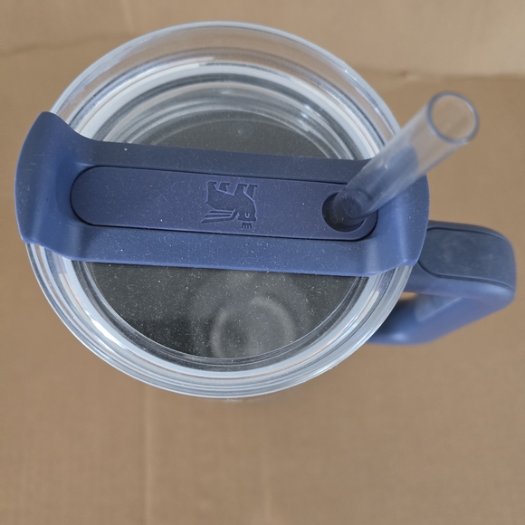 40oz Stanley Navy and Silver Travel Mug - Picture 3 of 3